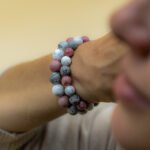 Bracelet Pierre 10mm, Howlite Blanche, Jaspe Grise, Rhodonite 25-1